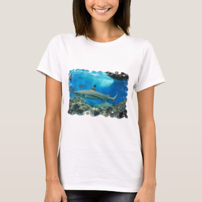 Camiseta black-tipped-shark-1.jpg (Anverso)