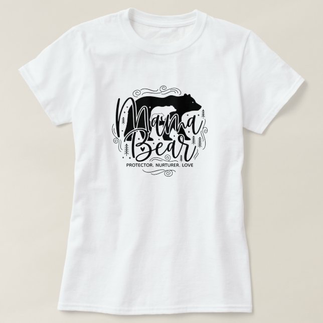 Camiseta Black & White Script Mama Bear Protector Art (Diseño del anverso)