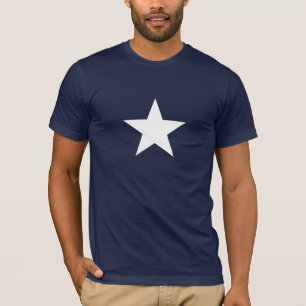 Camiseta blanca de la estrella, una otra