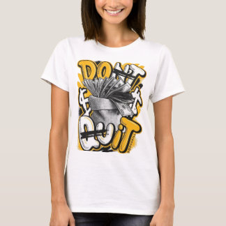 Camiseta blanca de media manga para mujeres