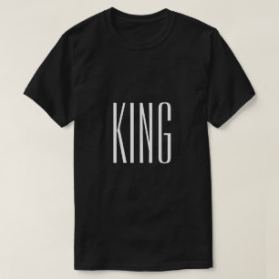 Camiseta blanca del negro del texto del león