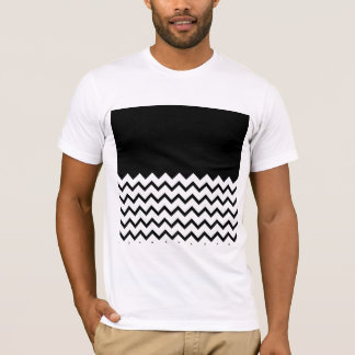 Camiseta Blanco y negro. El zigzag de la parte, pieza negro