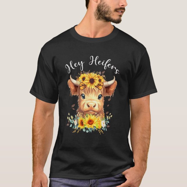 Camiseta Bleached Scottish Highland Cow  Fluffy Cow Hey Hei (Anverso)