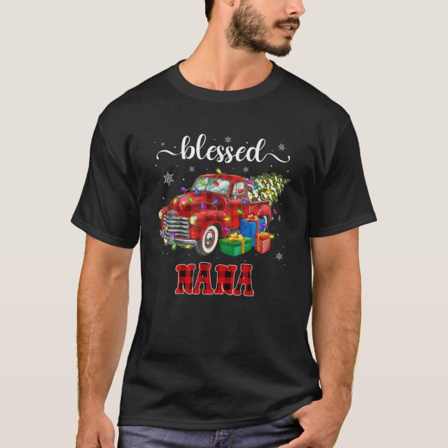 Camiseta Blessed Nana Red Plaid Truck Familia Navidades Paj (Anverso)