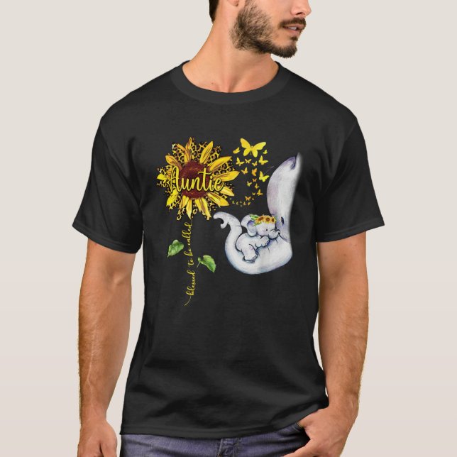 Camiseta Blessed To Be Called Auntie  Elephant Sunflower (Anverso)