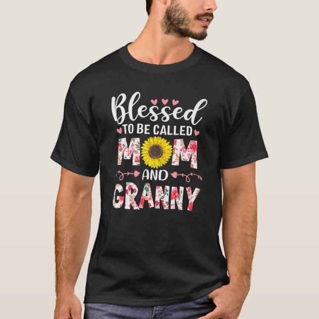 Camiseta Blessed To Be Called Mom And Granny Floral Mother' (Anverso)