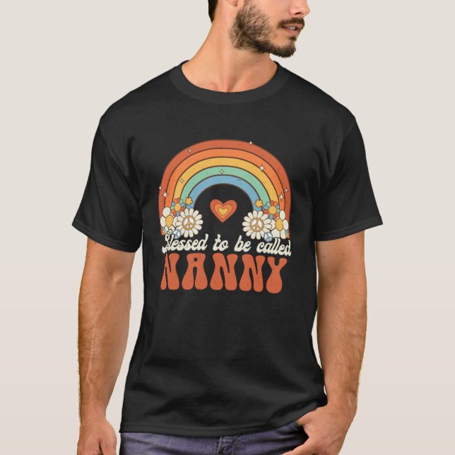 Camiseta Blessed To Be Called Nanny Groovy Rainbow Mothers  (Anverso)