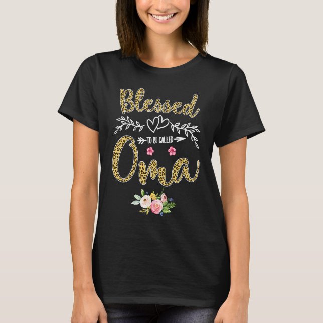 Camiseta Blessed To Be Called Oma  Pretty Leopard Print (Anverso)