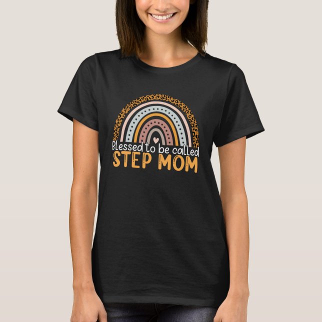 Camiseta Blessed To Be Called Step Mom Leopard Rainbow Step (Anverso)