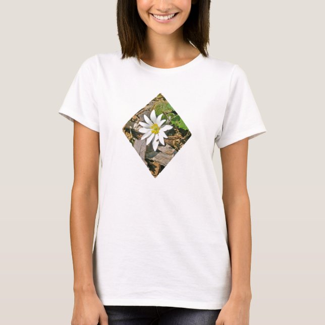 Camiseta Bloodroot Wildflower T-Shirt (Anverso)
