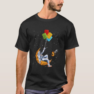 Camiseta Bloques de edificios ladran a astronauta astronaut