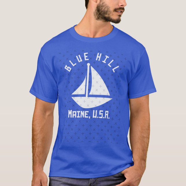 Camiseta Blue Hill Maine Vailing Boating White Text Abstrac (Anverso)