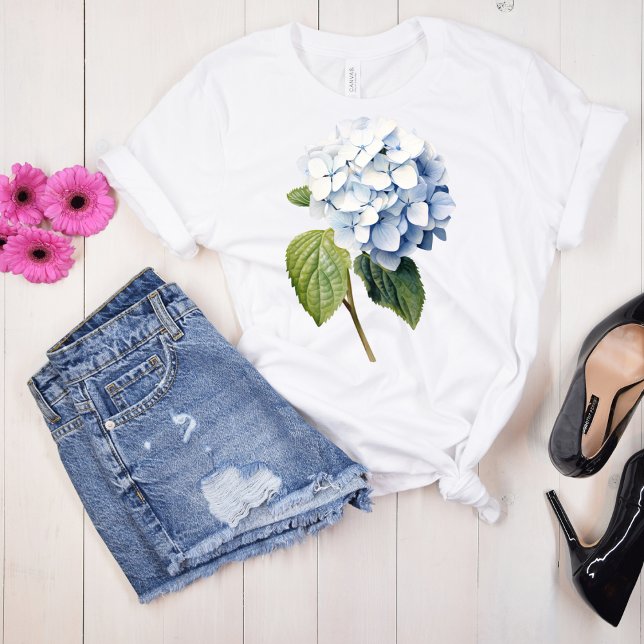 Camiseta Blue Hydrangea Classic (Subido por el creador)