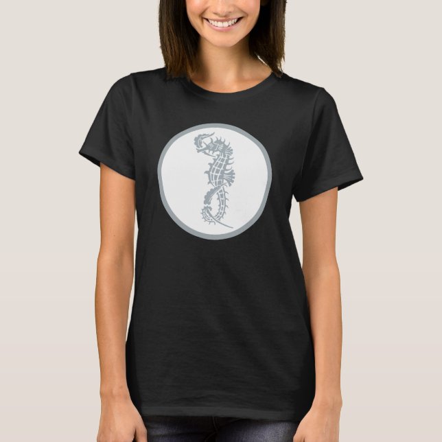 Camiseta Blue Seahorse Blue Classic Nautical Elegant (Anverso)