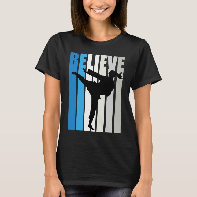Camiseta Blue Womens Believe Karate Motivational Retro Grap (Anverso)