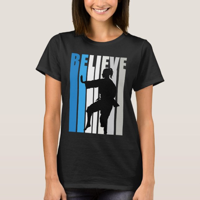 Camiseta Blue Womens Believe Karate Motivational Retro Grap (Anverso)
