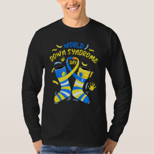 Camiseta Blue Yellow Sock 21 Awareness Day Ribbon World Dow