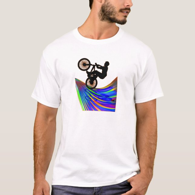 Camiseta BMX en el camino del arco iris (Anverso)