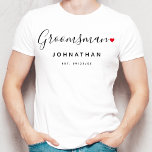 Camiseta Boda Groomsman con estilo<br><div class="desc">El diseño moderno y divertido es el regalo perfecto para los amantes de la tipografía, con un guión elegante de "Groomsman" con un bonito corazón de amor rojo. El diseño es fácil de personalizar con un nombre y una fecha de boda establecida y será el perfecto recuerdo de su día...</div>