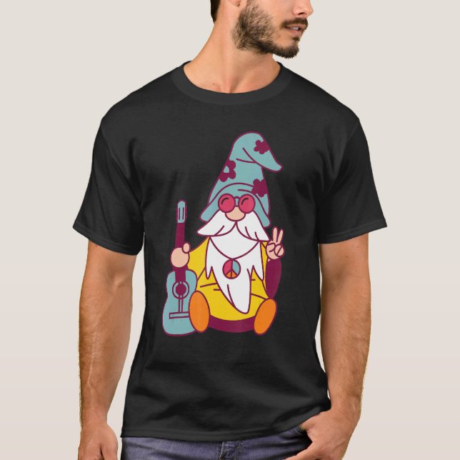 Camiseta Bohemios Hippie Gnome Con Guitarra Y Alma Hippy (Anverso)