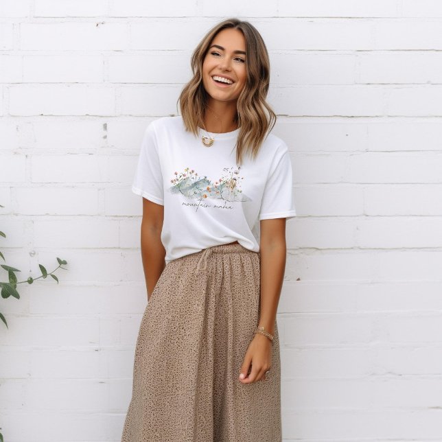 Camiseta Boho Mountain Mama Winter Wildflower (Subido por el creador)