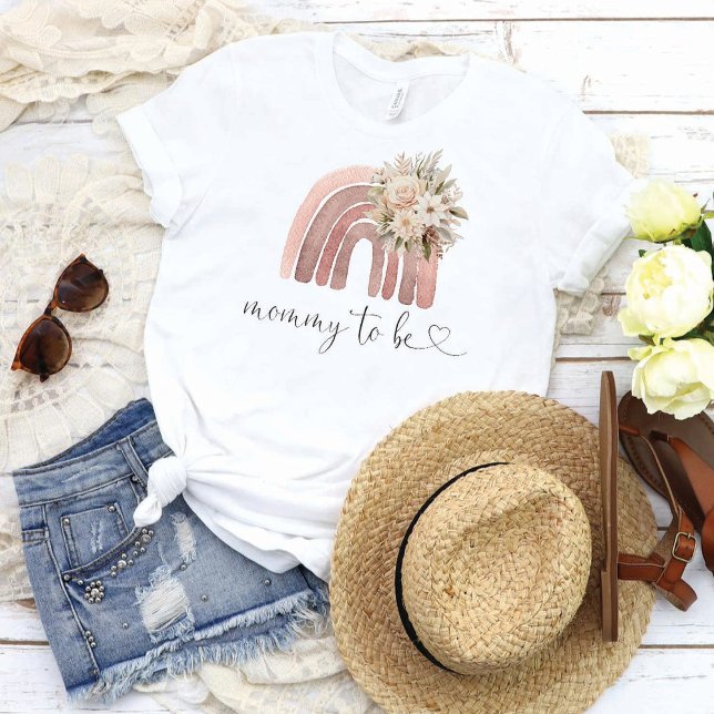Camiseta Boho Rainbow Baby Shower Mommy to Be (Subido por el creador)