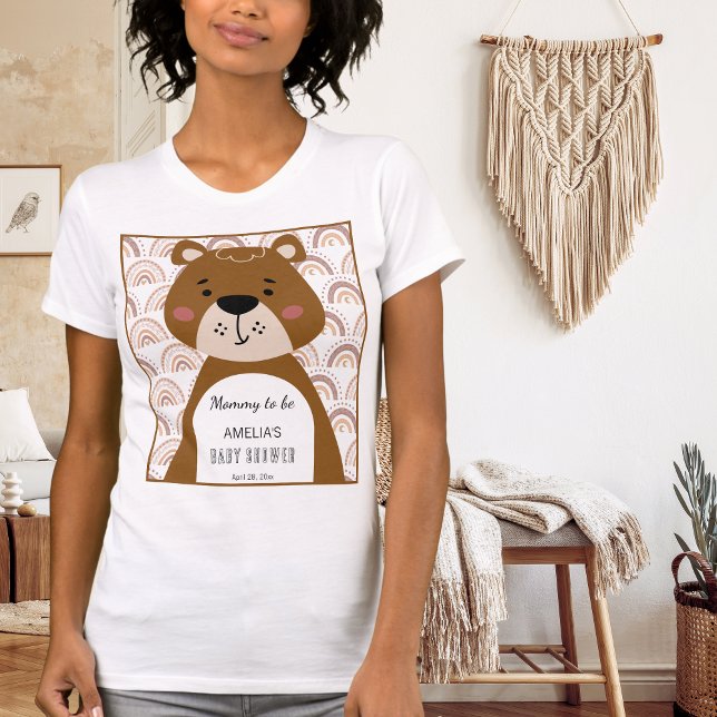 Camiseta Boho Rainbow Bear Mommy To Be Baby Shower Look (Subido por el creador)