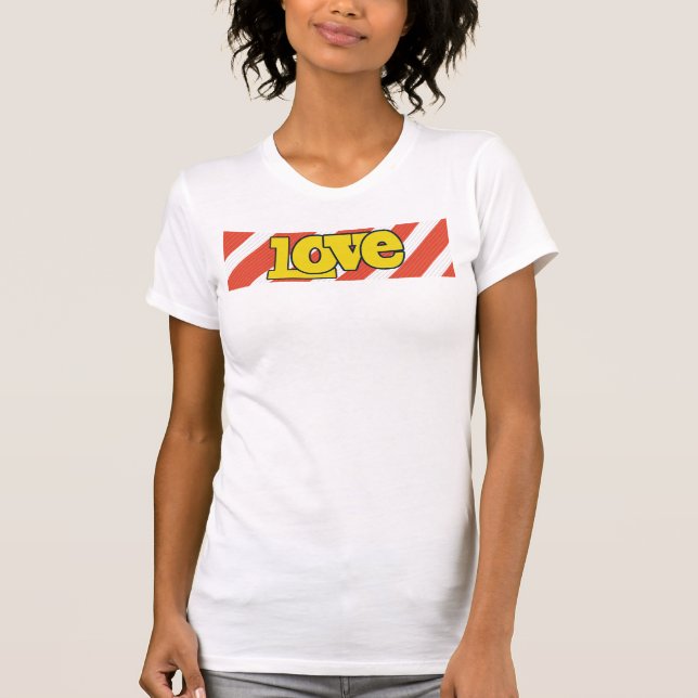 Camiseta Bold LOVE – Vibrant Illustration Design (Anverso)