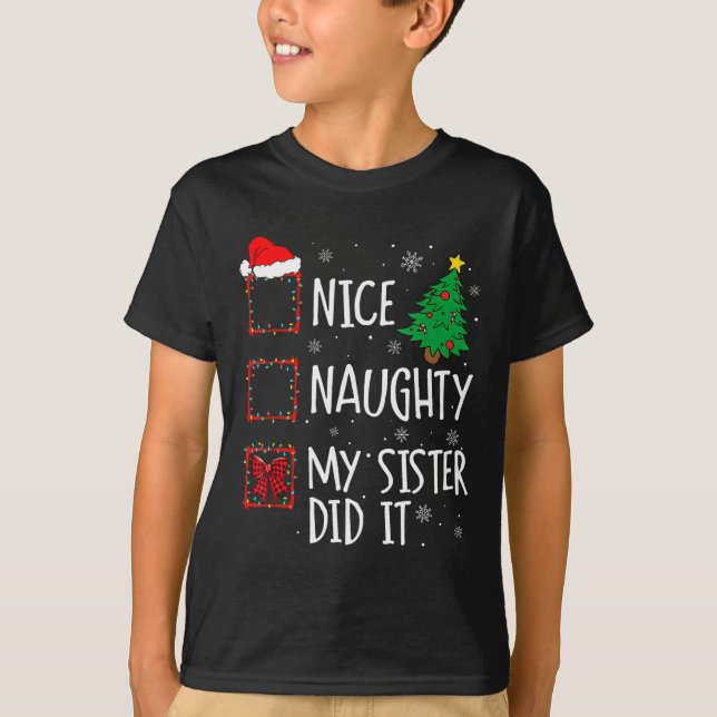 Camiseta Bonita traviesa, mi hermana hizo Navidad (Anverso)