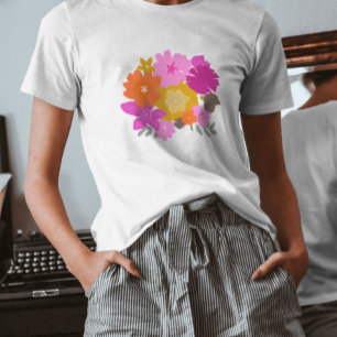 Camiseta Bonito de moda femenina de color rosa floral