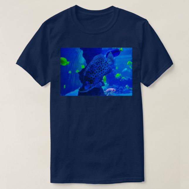 Camiseta bonito pescado en el mar (Diseño del anverso)
