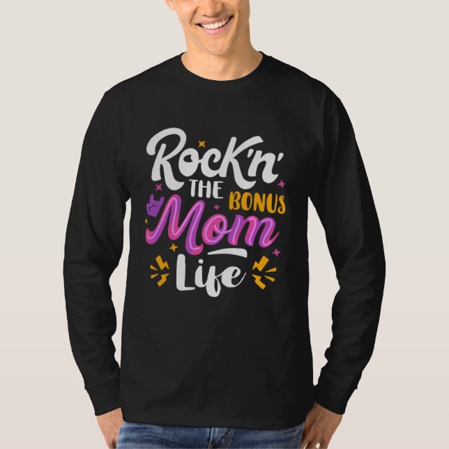 Camiseta Bonus Mom Life Mothers Day Best Step Mom From Sons (Anverso)