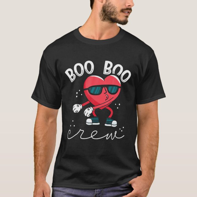 Camiseta Boo Boo Crew Cute Valentine's Day Nursing Staff (Anverso)