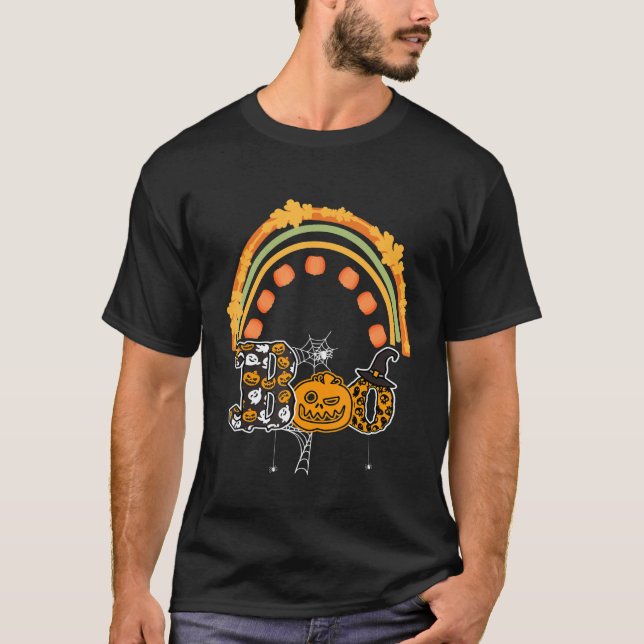Camiseta Boo With Spiders And Witch Hat Halloween Rainbow (Anverso)