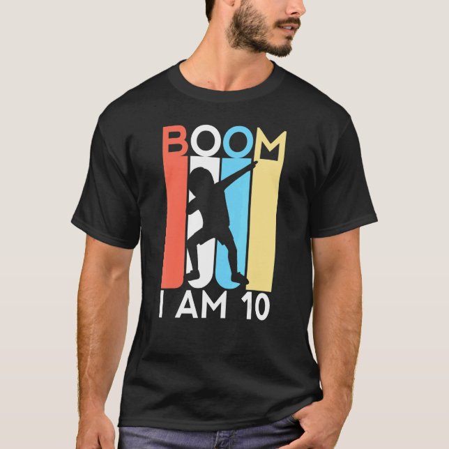 Camiseta Boom Tengo 10 años, 10 Fiesta Dabbing K (Anverso)