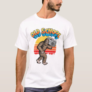 Camiseta Boombox Bigfoot Retro Radio 80S Hip-Hop Sasquatch