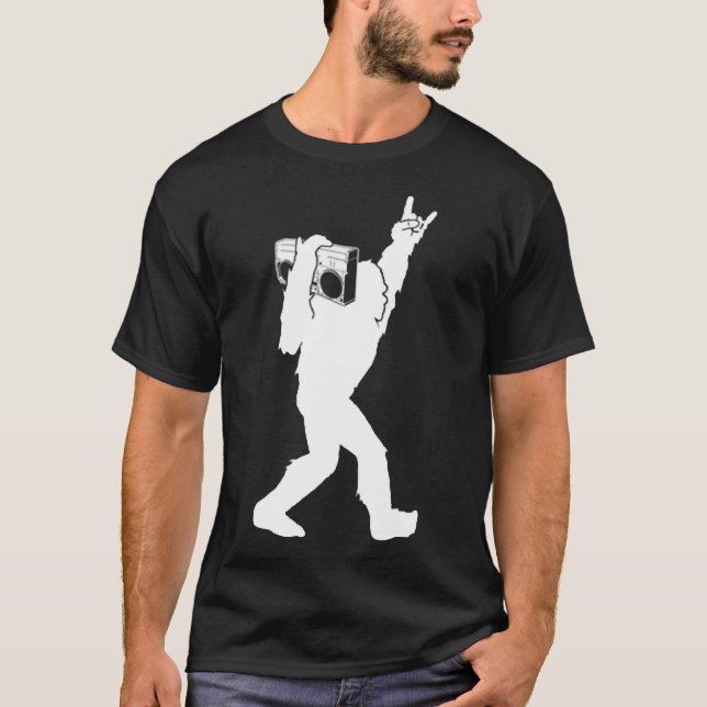 Camiseta Boombox Rock and Roll I Believe Sasquatch (Anverso)