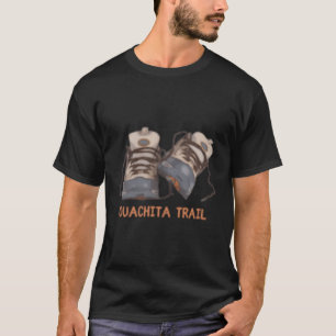 Camiseta Boots de senderismo en el sendero de Ouachita
