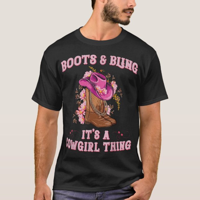 Camiseta Boots Y Bling It A Cowgirl Thing Rodeo Love (Anverso)