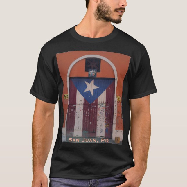 Camiseta Boricua Gateway: Puerto Rican Flag Garage Door (Anverso)