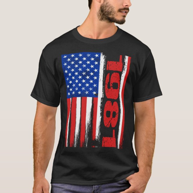 Camiseta Born in 1981 US Flag Patriotic Veterans Day 4th Of (Anverso)