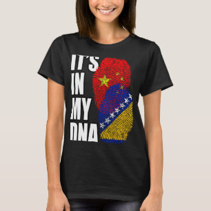 Camiseta Bosnio Y Chino Mezclan Patrimonio De La Bandera De