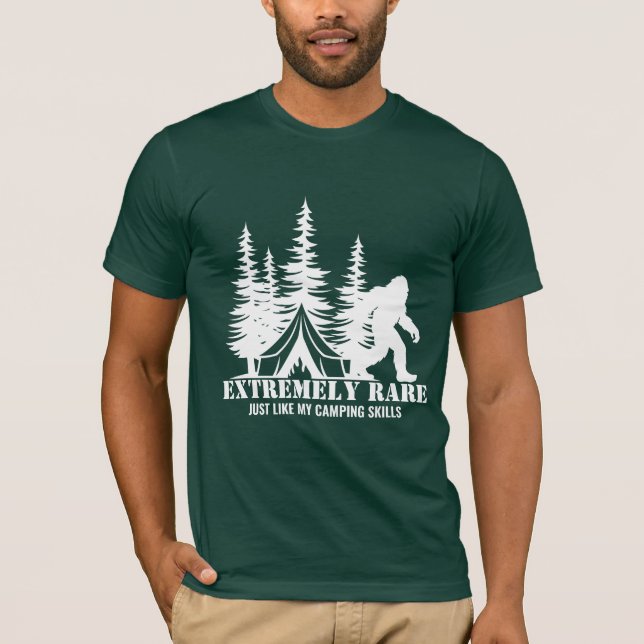 Camiseta Bosque de Camping BigFoot Extremadamente Raro Dive (Anverso)