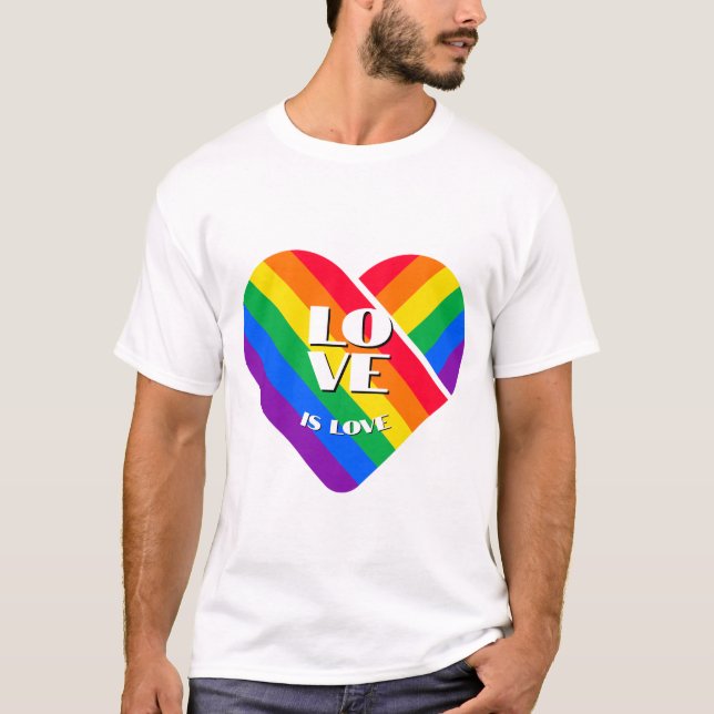 Camiseta botón Orgullo Corazón Arcoiris (Anverso)