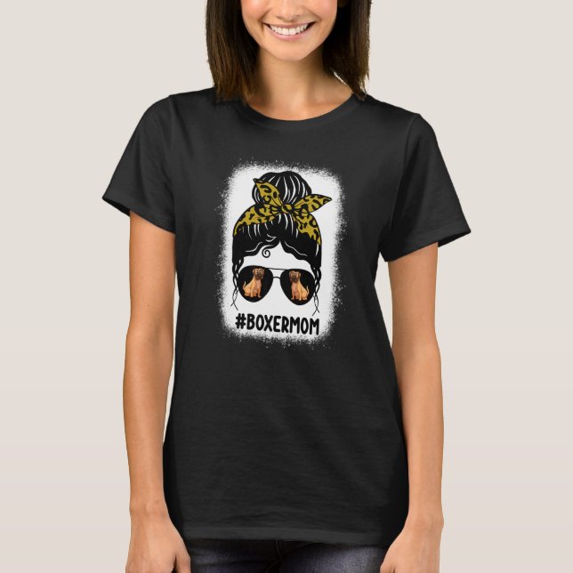 Camiseta Boxer Mom Messy Bun Hair Leopard Print Glasses Dog (Anverso)