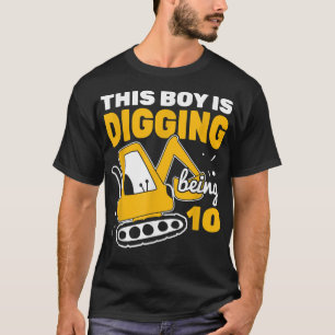 Camiseta Boy Digging Being 10 Truck Construction Excavator 