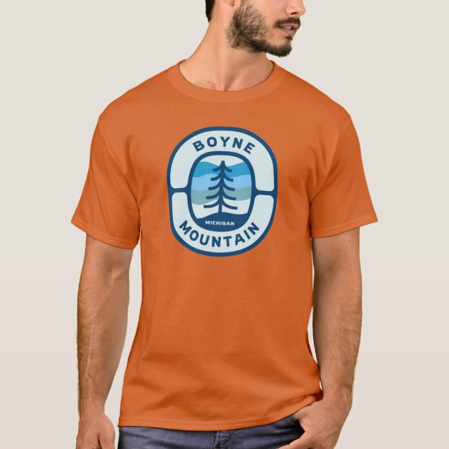 Camiseta Boyne Mountain Michigan MI Winter Hiking Tree Badg (Anverso)