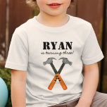 Camiseta Boys Construction Builder Cumpleaños Boy<br><div class="desc">¡Construyamos algo DIVERTIDO! Este diseño cuenta con herramientas/martillos de construcción de acuarelas únicas para su pequeño hombrecito.</div>