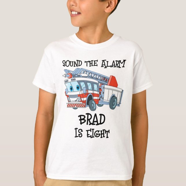 Camiseta Brad es ocho camiones de bomberos (Anverso)