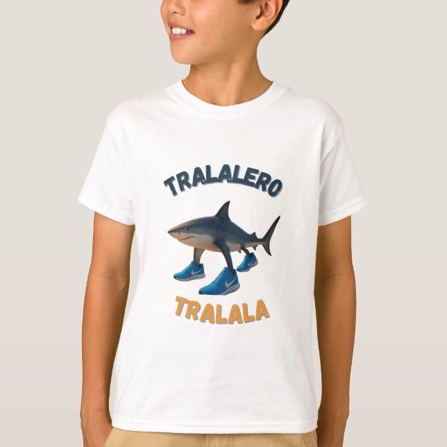 Camiseta BrainRots TralaleroTralala-The Three-Legged Shark (Anverso)